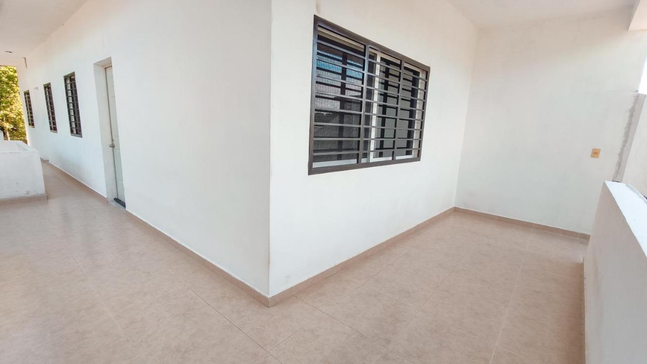 Felipe Carrillo PuertoDepartamento Centrico Con Estacionamientoアパートメント エクステリア 写真